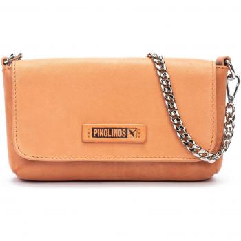 Bolso Pikolinos Anna WHA-1077 de piel en color marfil con bandolera ajustable, cierre de cremallera, múltiples compartimentos interiores y diseño elegante
