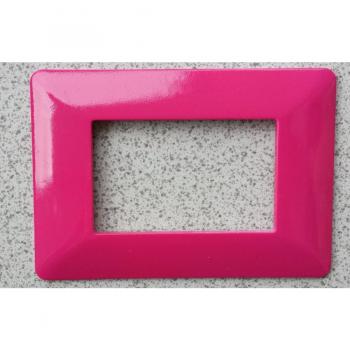Placas ABS Fucsia para Serie Matix Bticino Compatibles 3, 4 y 6 Módulos - 6 Foros