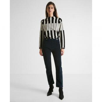 Pantalones rectos de mujer aterciopelados con detalle de botones
