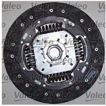 Kit de embrague VALEO 834016, incluye disco de embrague, plato de presión y cojinete de empuje, diseñado para ofrecer un rendimiento óptimo en vehículos específicos