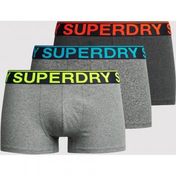 Pack de tres bóxers de algodón orgánico gris para hombre de Superdry