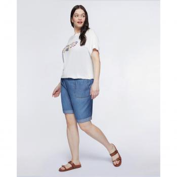 Bermuda de mujer en denim claro con cintura elástica