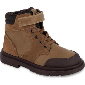 Botines de Niño Mayoral 48412 Camel Marrón con cierre de cordones, material exterior en piel sintética, forro textil, suela antideslizante y diseño moderno