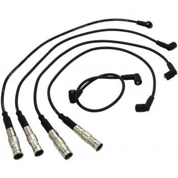 Juego de cables de encendido NGK 0958 - Cables de ignición para vehículos, alta resistencia al calor, excelente conductividad eléctrica, diseño específico para cada modelo de automóvil, fácil instalación