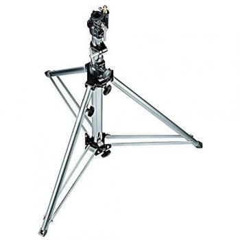 Estativo de Acero Cromado Manfrotto 070CSU para Iluminación Follow Spot, Altura Máxima 147 cm, Capacidad de Carga 40 kg, Base Baja con Nivelación