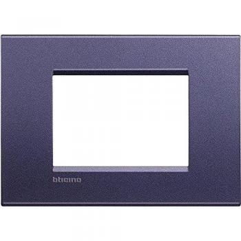 Placa embellecedora 3 módulos centrados Livinglight BTICINO LNA4803CB Club
