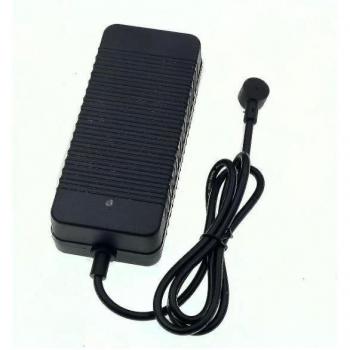 Cargador de Batería Compatible Xiaomi Mi4 Scooter Eléctrico 4pro