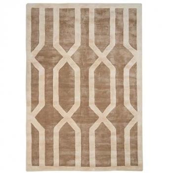 Alfombra moderna hecha a mano 160 x 230 cm de lana viscosa beige y marrón con patrón geométrico de pelo corto y respaldo de algodón