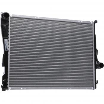 Radiador de refrigeración del motor VALEO 734276, compatible con vehículos, fabricado en aluminio y plástico, diseño optimizado para una eficiente transferencia de calor, fácil instalación, alta durabilidad y resistencia a la corrosión