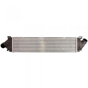 Intercooler THERMOTEC DAG013TT - Tipo: Intercooler, características: Fabricado en aluminio, diseño de alta eficiencia, compatible con varios modelos de vehículos, mejora el rendimiento del motor al reducir la temperatura del aire de admisión