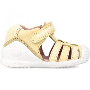 Sandalias Biomecanics Estrellas Niña Sky 242108 Vanila