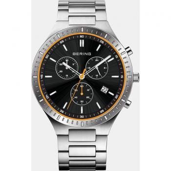 Reloj Bering Titanium 11743-709 - Elegante reloj de hombre con brazalete de titanio