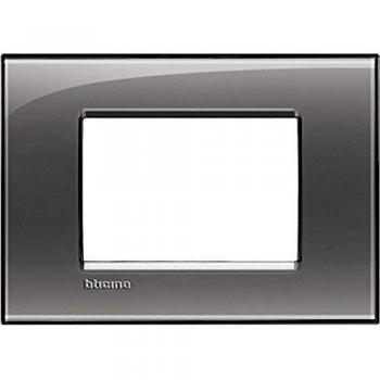 Placa embellecedora 3 módulos centrados Livinglight BTICINO LNA4803KF Fumé