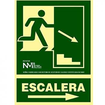 NM RD14140 - Señal Luminiscente Escalera Derecha Clase B PVC 0,7mm 22,4x30cm con CTE, RIPCI y Apto para la Nueva Legislación