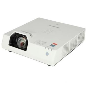 Proyector Panasonic PT-TMZ400, Laser, Corto Alcance, WUXGA 1920x1200, 4000 Lúmenes