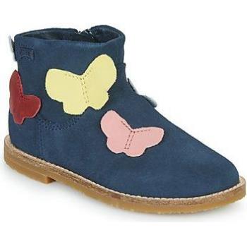 Botas de bebé niña con mariposas decorativas en azul denim