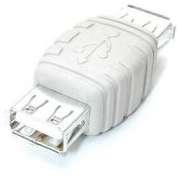 StarTech.com USB A Gender Changer - F/F, USB Coupler Gender Changer - USB A Female to USB A Female