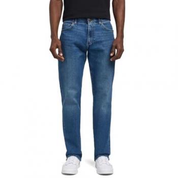 Lee Extreme Motion Straight Fit Jeans for Men, Size 42