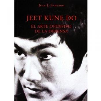 Footwork: la esencia del combate en Jeet Kune Do: el arte ofensivo de la defensa