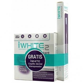 Iwhite, 10 moldes y cepillo de dientes.