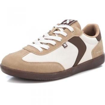 Zapatillas deportivas para hombre XTI 143396 de piel sintética marrón con cordones y suela de goma, talla 41