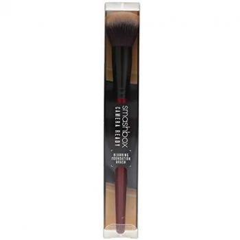 Smashbox Brocha Para Base Difuminadora Forma De Cúpula Para Un Acabado Natural & Difuso