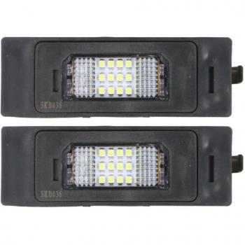 Plafón de matrícula LED M-TECH MT-CLP003 LD-16Z con características de alta luminosidad, diseño compacto, fácil instalación y resistencia a condiciones climáticas adversas