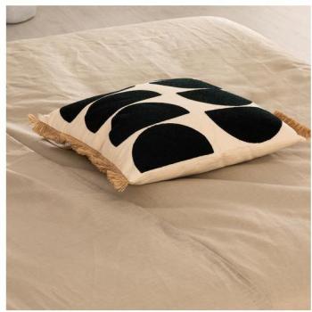 Cojín decorativo con relleno 45x45cm modelo Adam Brode