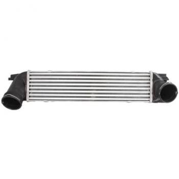 Intercooler NISSENS 96337 - Intercooler de motor, fabricado por Nissens, diseñado para mejorar el rendimiento del sistema de refrigeración del motor, compatible con diversas marcas y modelos de vehículos