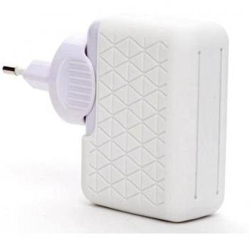 CARGADOR BLUESTORK UNIVERSAL SIN CABLE 4 PUERTOS USB 2;1A BLANCO