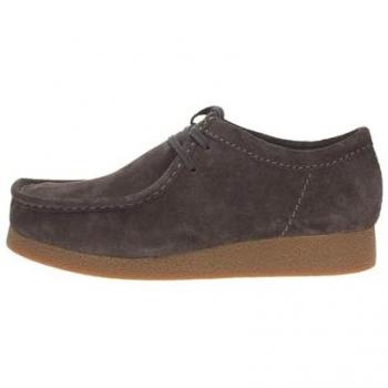 Mocasines Clarks Wallabee EVO con diseño cómodo y suela de goma