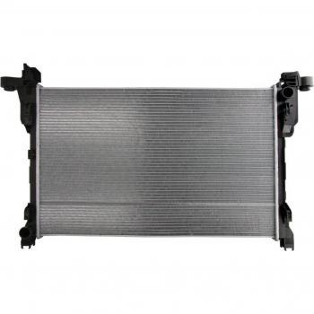 Radiador DENSO DRM09174 para refrigeración del motor