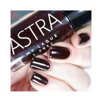 Astra Make-up My Laque 5 Free Long-lasting Nail Polish Shade 25 Blood Red 12 ml