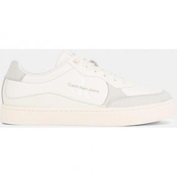 Calvin Klein Men's Elegant White Sneakers with Contrast Accents - Size 10 US (EU43) Printed Lace-Up Athletic Shoe