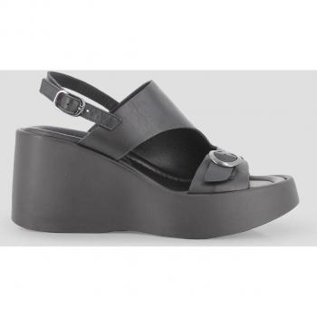 Sandalias de cuña de mujer de piel con corte asimétrico Blogger KIARA negras 81451