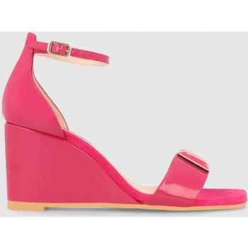 Sandalias de cuña alta de mujer en charol y ante color fucsia