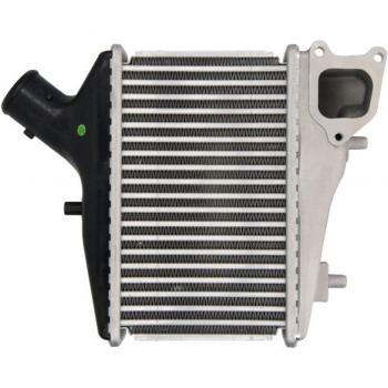 Intercooler NRF 30950 - Intercooler de alto rendimiento, diseñado para mejorar la eficiencia del motor, fabricado con materiales de alta calidad, cuenta con un diseño optimizado para una mejor refrigeración y flujo de aire, compatible con diversas