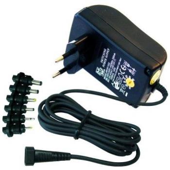 Transmedia NE1,5L - Cargador con clavijas  1500 mA, 3-12 V/18 W