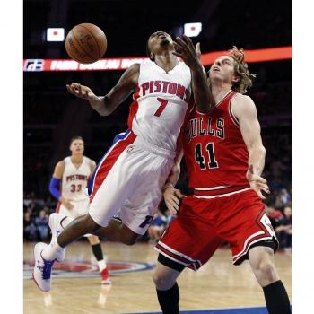 Brandon Jennings (14x16 inch, 35x41 cm) Silk Poster Seda Cartel PJ14-4887