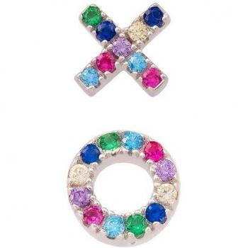 Pendientes asimétricos XOXO de plata bañados en rodio con circonitas de colores