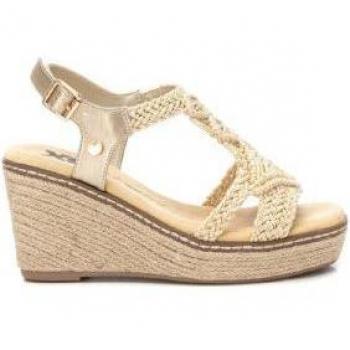 Sandalia de mujer Xti 142753 Oro con cuña de 10cm