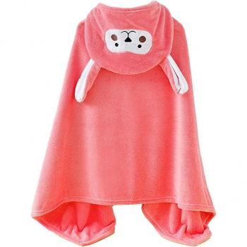 Toalla infantil diseño conejito. 150x1x65 Cm. Color: Sandía
