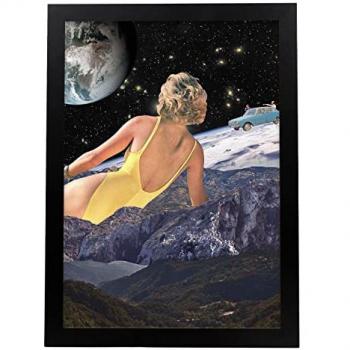 Lámina Artística Decorativa de Collage Surrealista A3 con Marco de Madera Clara para Decorar el Hogar y Estudios