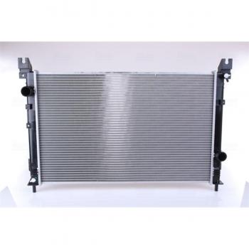 Radiador de motor Nissens 61028 para refrigeración del motor