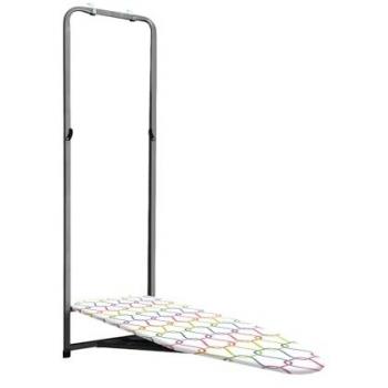Tabla de Planchar para Colgar en Puerta - Estructura Plástica, Funda Acolchada Desenfundable y Lavable, Altura Ajustable, Dimensiones 135x39cm, Multicolor