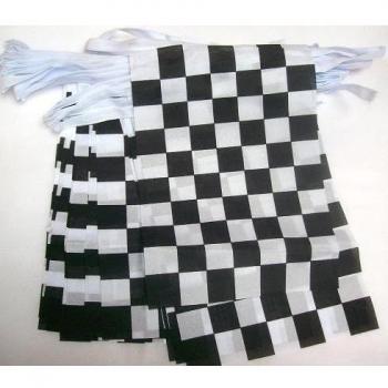 AZ FLAG Guirnalda 6 Metros 20 Banderas A Cuadros Negros Y Blancos 21x15cm - Bandera DE Carreras AUTOMOVILES - Negro Y Blanco 15 x 21 cm - BANDERINES