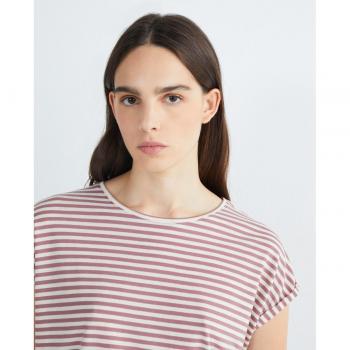 Camiseta de mujer corte recto con manga corta