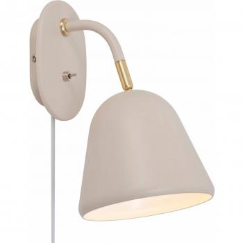 Aplique de pared Nordlux Fleur elegante con detalles de latón, acabado blanco y dorado, orientable, incluye interruptor