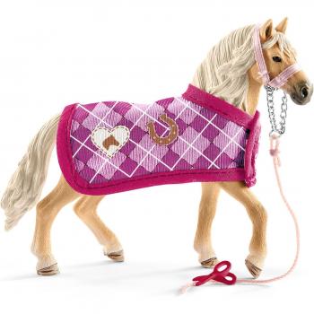 Set de Juguete Schleich Horse Club Creación de Moda de Sofía - Caballo Andaluz con Accesorios y Ropa, A partir de 5 años