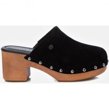 Zuecos de mujer de piel con tacón - Carmela Modelo 160461c Color Negro
